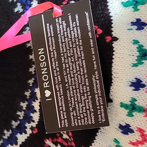 I ❤️ Ronson Sweater - Picture 4 of 5